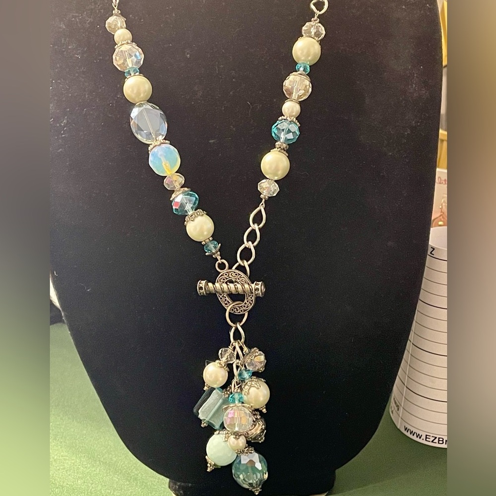 Silver Tone Toggle Closure Blue Glass, Pearl, and Crystal Bead Necklace.30 inch